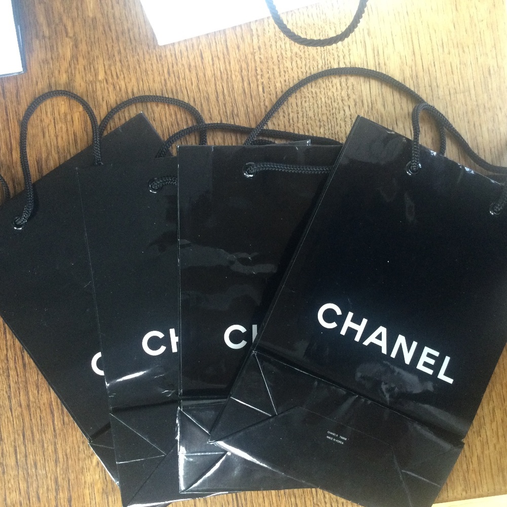 Chanel Packaging - Picture 4 of 6